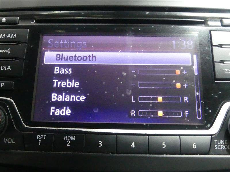 Used 2015 Nissan Sentra SV FWD image 40
