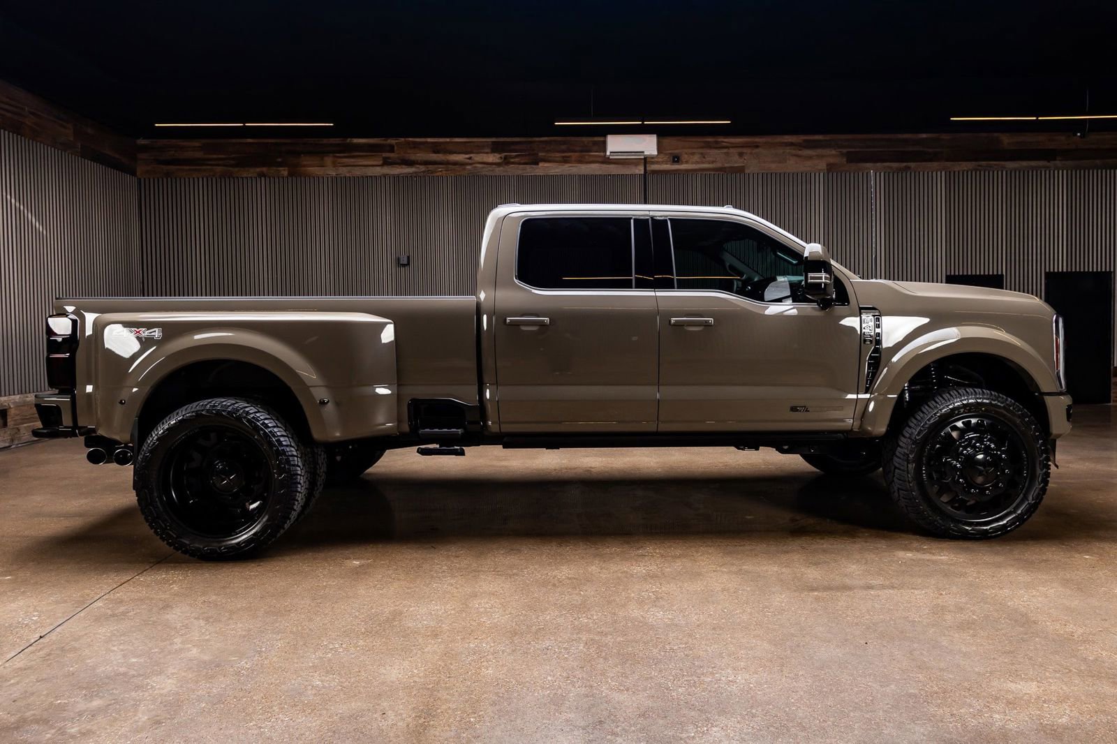 Used 2026 Ford F450 King Ranch AWD/4WD image 11