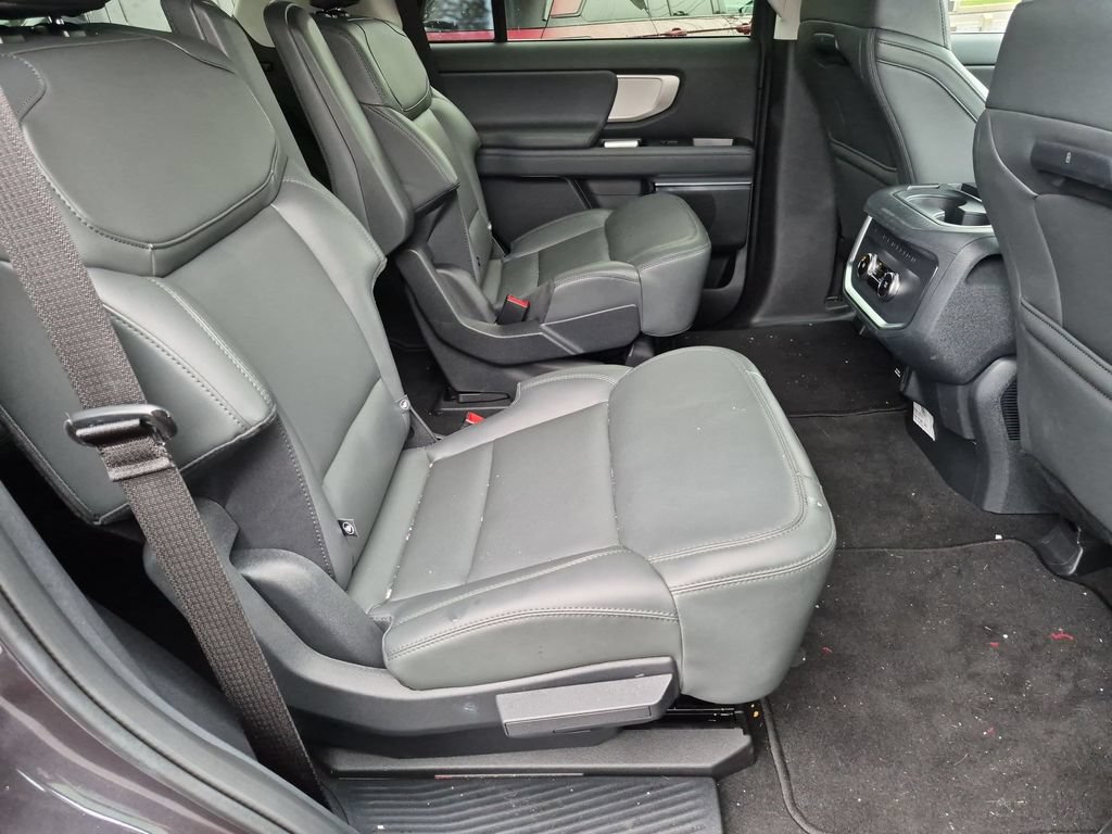 New 2026 Ford Expedition Active AWD/4WD image 24