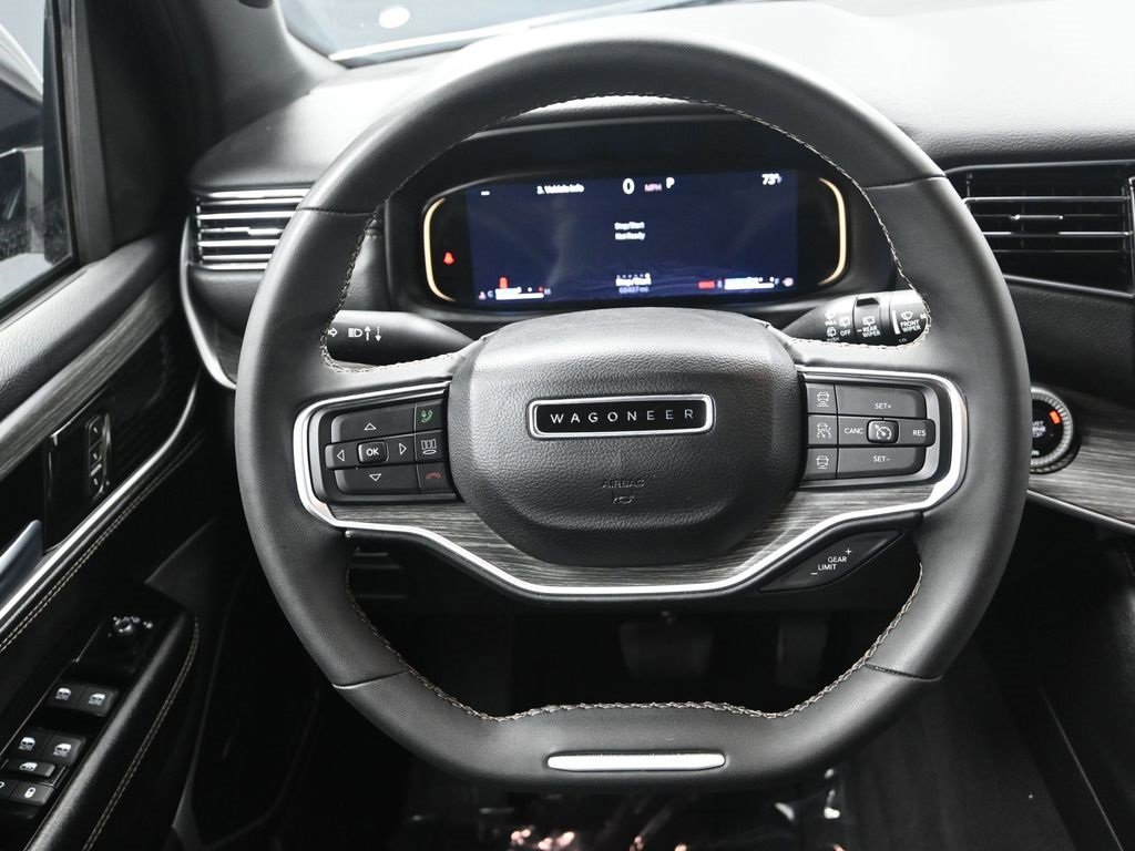 Used 2024 Jeep Wagoneer L Series II w/ Flexible Seating Group image 32