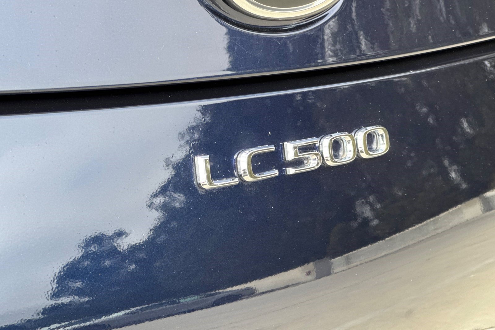 Used 2018 Lexus LC 500 Coupe w/ Touring Package RWD image 26