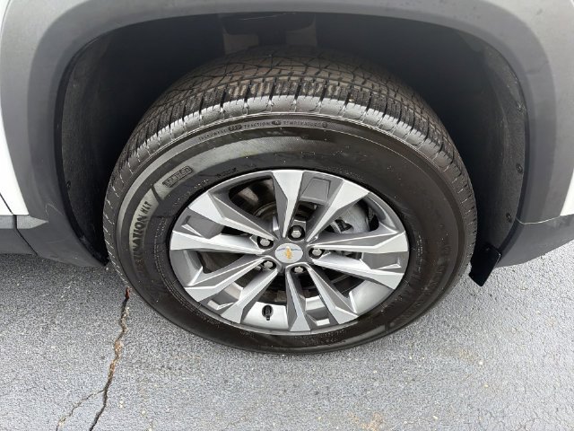 Certified 2026 Chevrolet Equinox LT FWD image 15