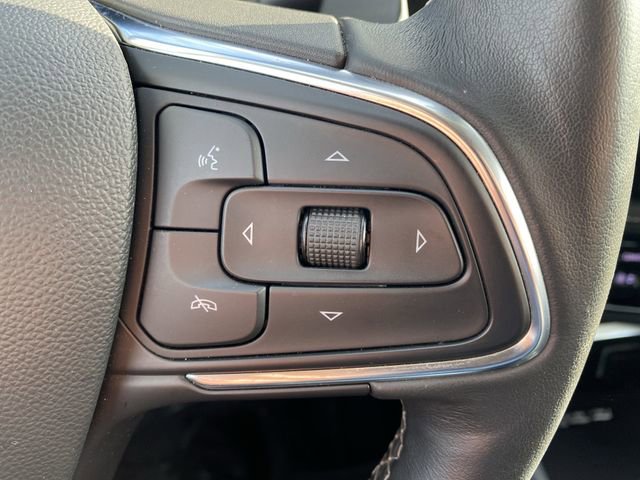 Used 2021 Buick Envision Avenir w/ Technology Package II image 32