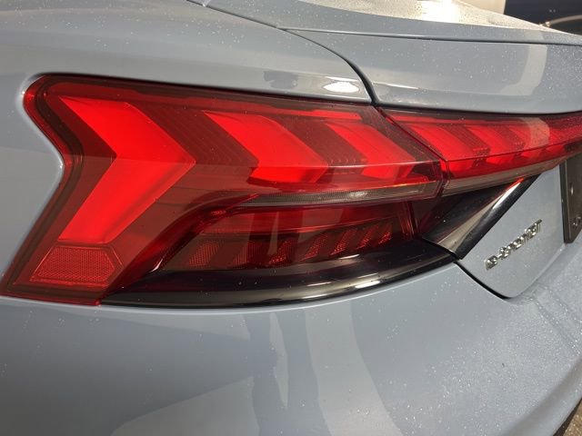 Used 2022 Audi e-tron GT Premium Plus image 11