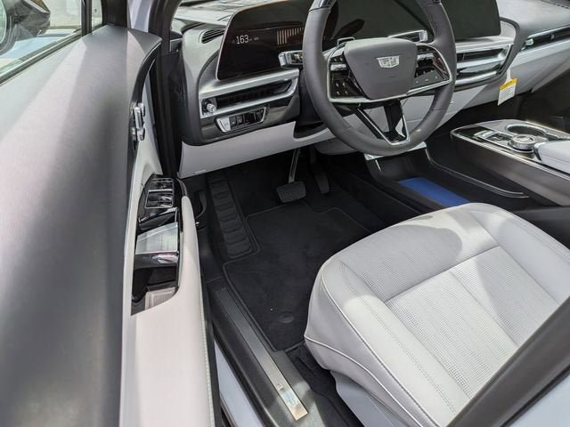 New 2026 Cadillac Lyriq Luxury RWD image 12
