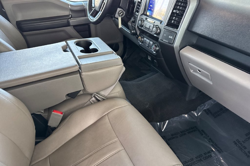 Used 2020 Ford F150 XLT w/ Equipment Group 302A Luxury AWD/4WD image 16