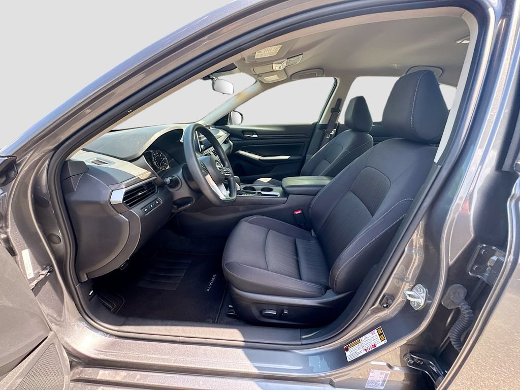 Certified 2025 Nissan Altima 2.5 SV FWD image 22