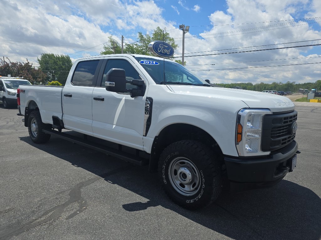 Used 2024 Ford F250 XL w/ 360-Degree Camera Package image 4