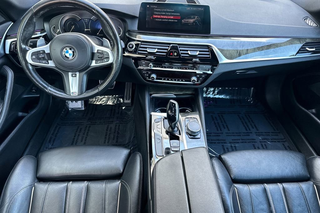 Used 2019 BMW 530e w/ M Sport Package image 14