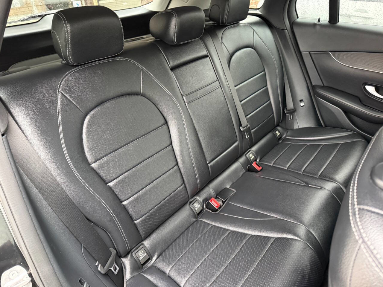 Used 2016 Mercedes-Benz GLC 300 w/ Premium Package image 40