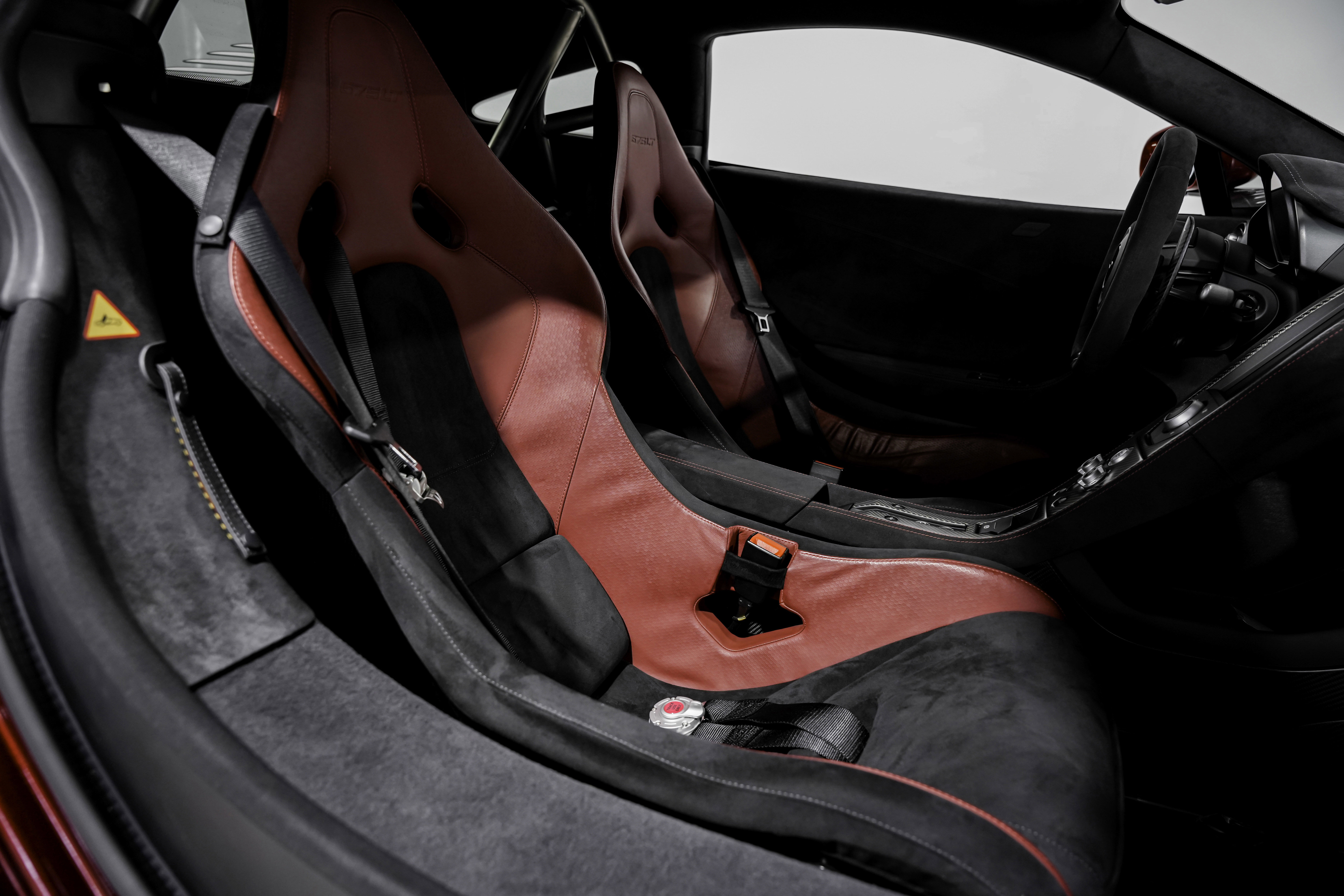 Used 2016 McLaren 675LT Coupe image 23