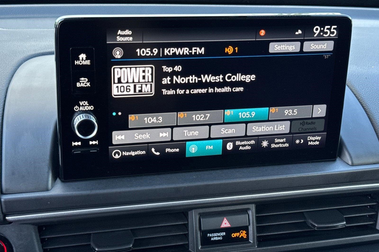 Certified 2025 Honda Pilot Touring image 22