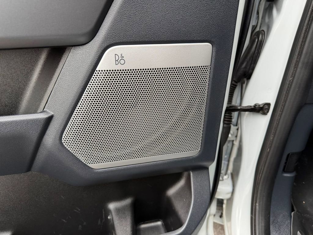 Used 2025 Ford F250 Lariat w/ Chrome Package image 25