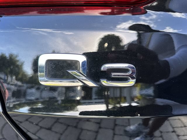 Used 2025 Audi Q3 2.0T Premium AWD/4WD image 39