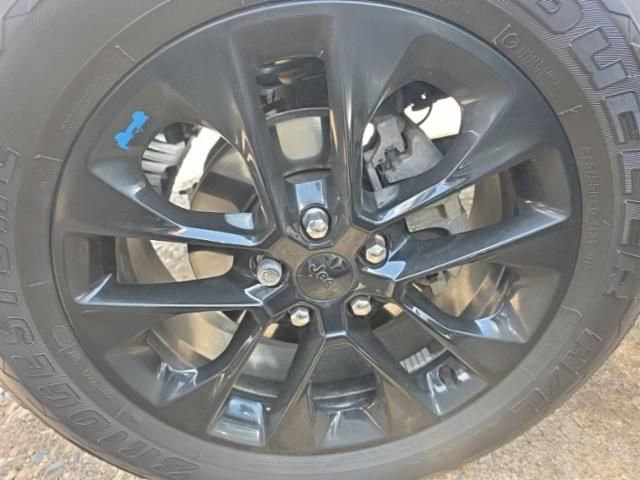 Used 2023 Jeep Wrangler Unlimited Sahara w/ Cold Weather Group image 9