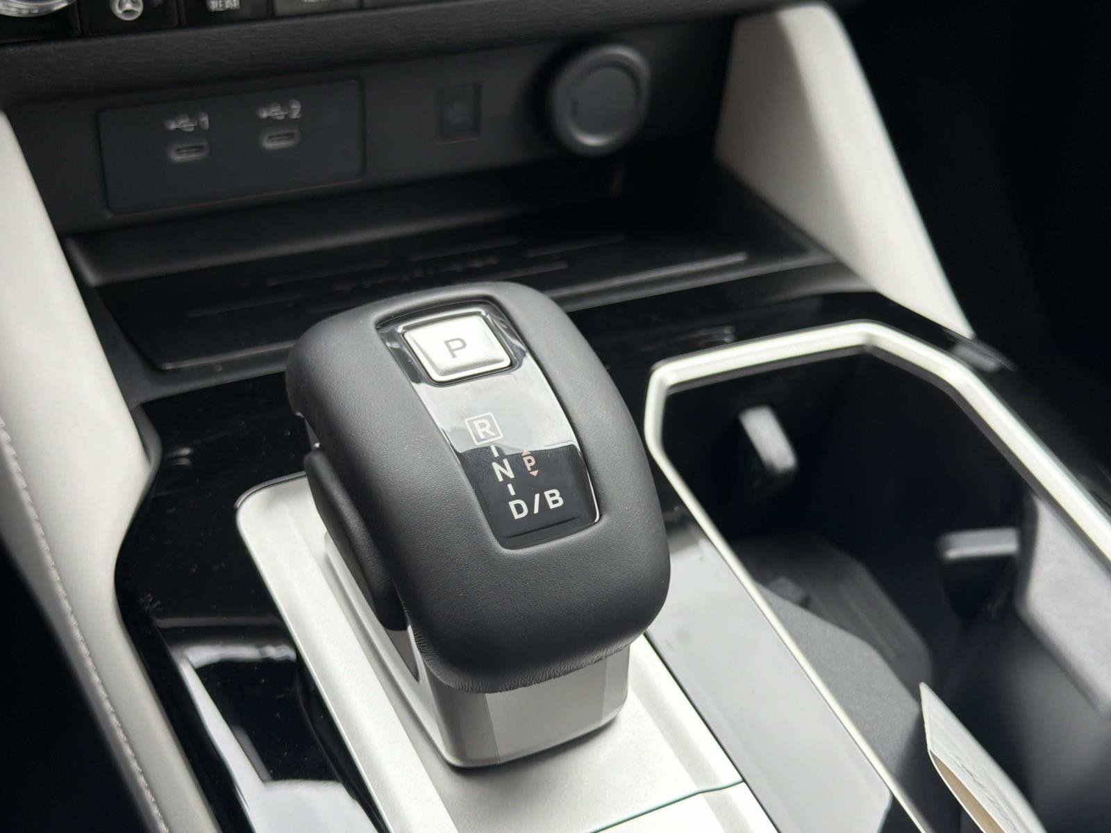 New 2026 Mitsubishi Outlander SEL AWD/4WD image 25