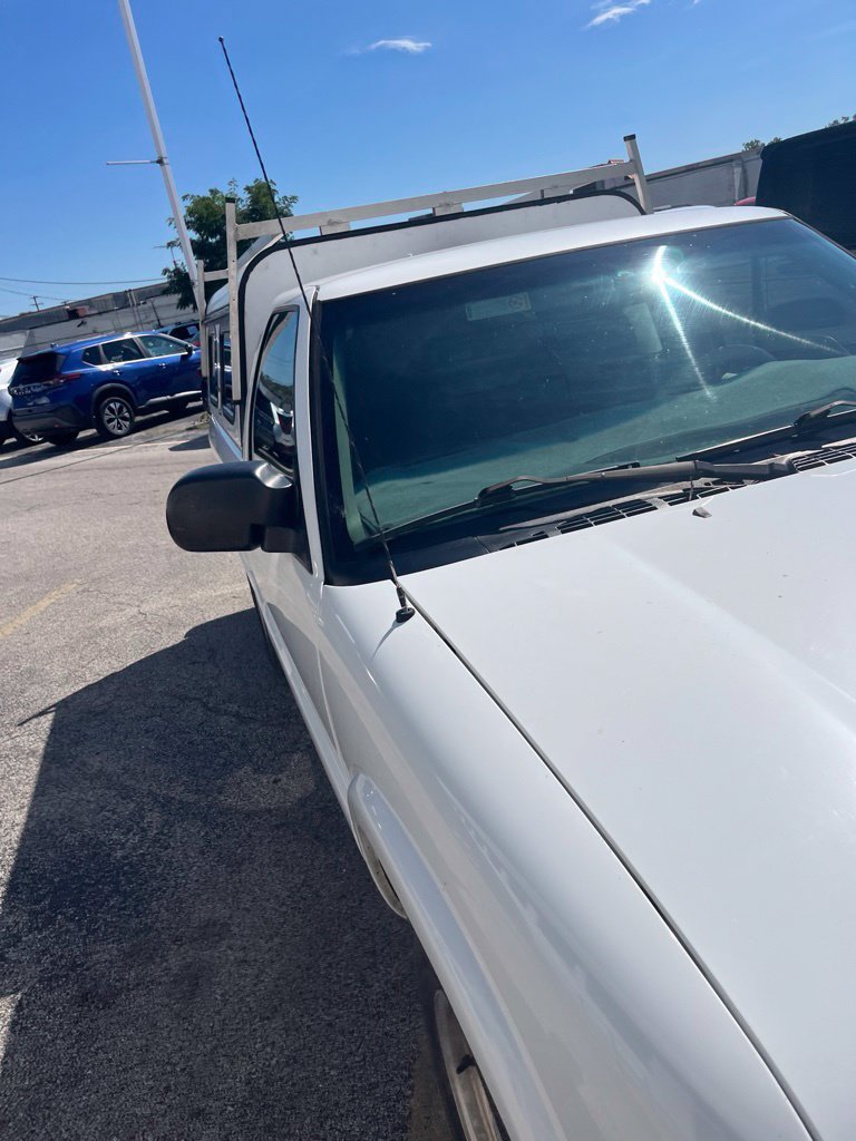 Used 2001 GMC Sonoma SL w/ Convenience Pkg RWD image 1