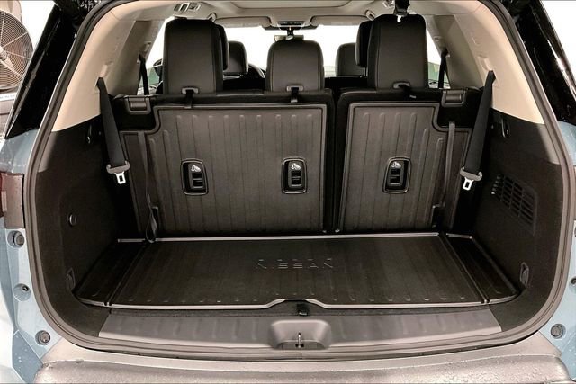 New 2026 Nissan Pathfinder Platinum AWD/4WD image 44