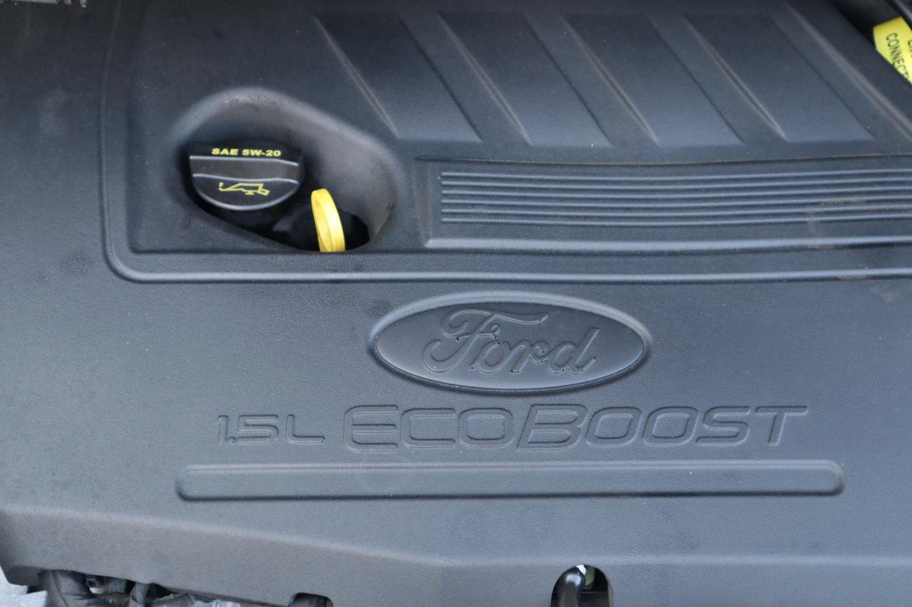 Used 2017 Ford Escape SE FWD image 33