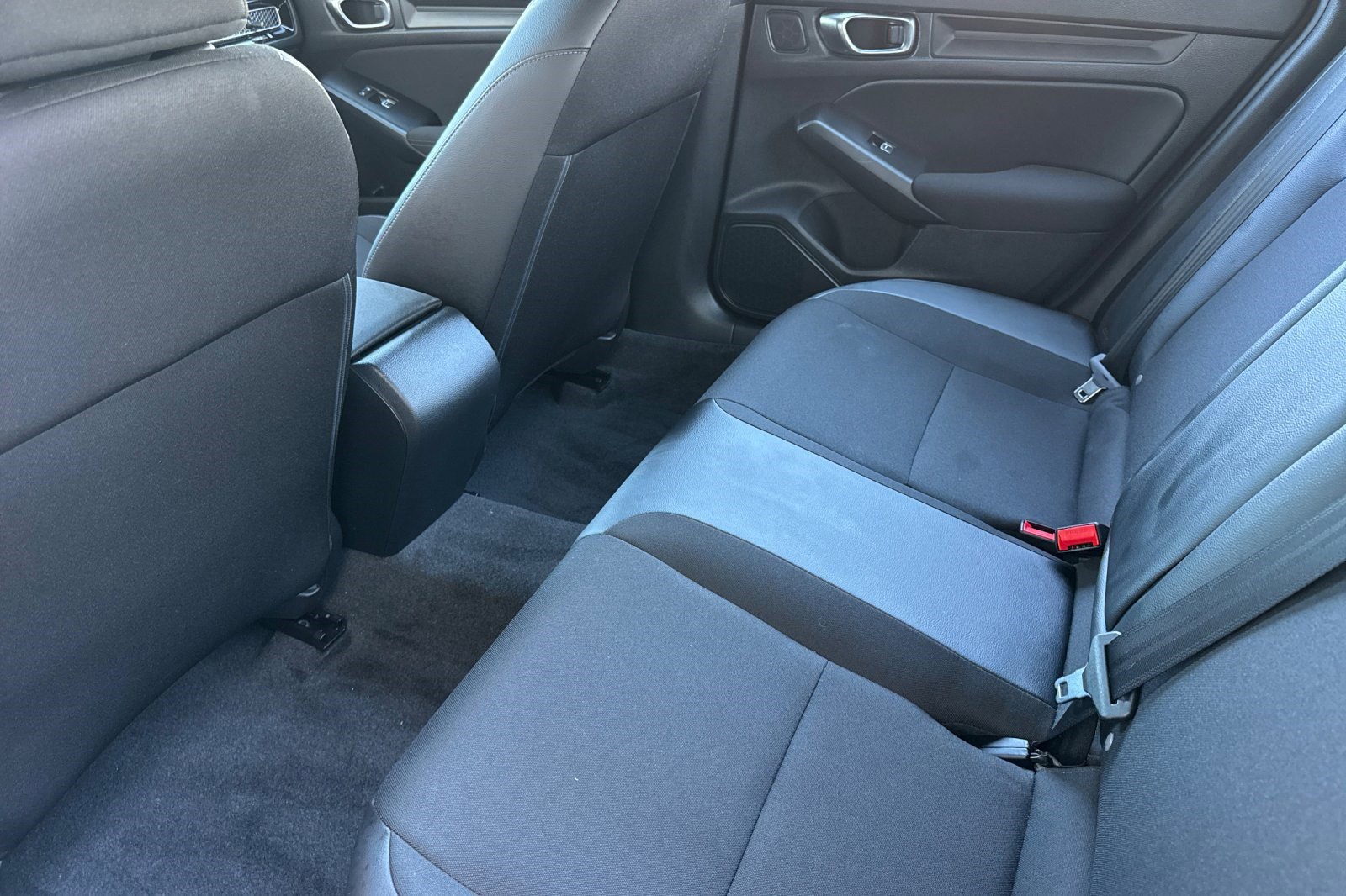 Used 2025 Honda Civic Sport image 26