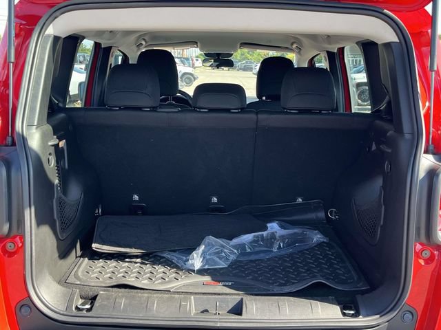 Used 2020 Jeep Renegade Sport FWD image 19
