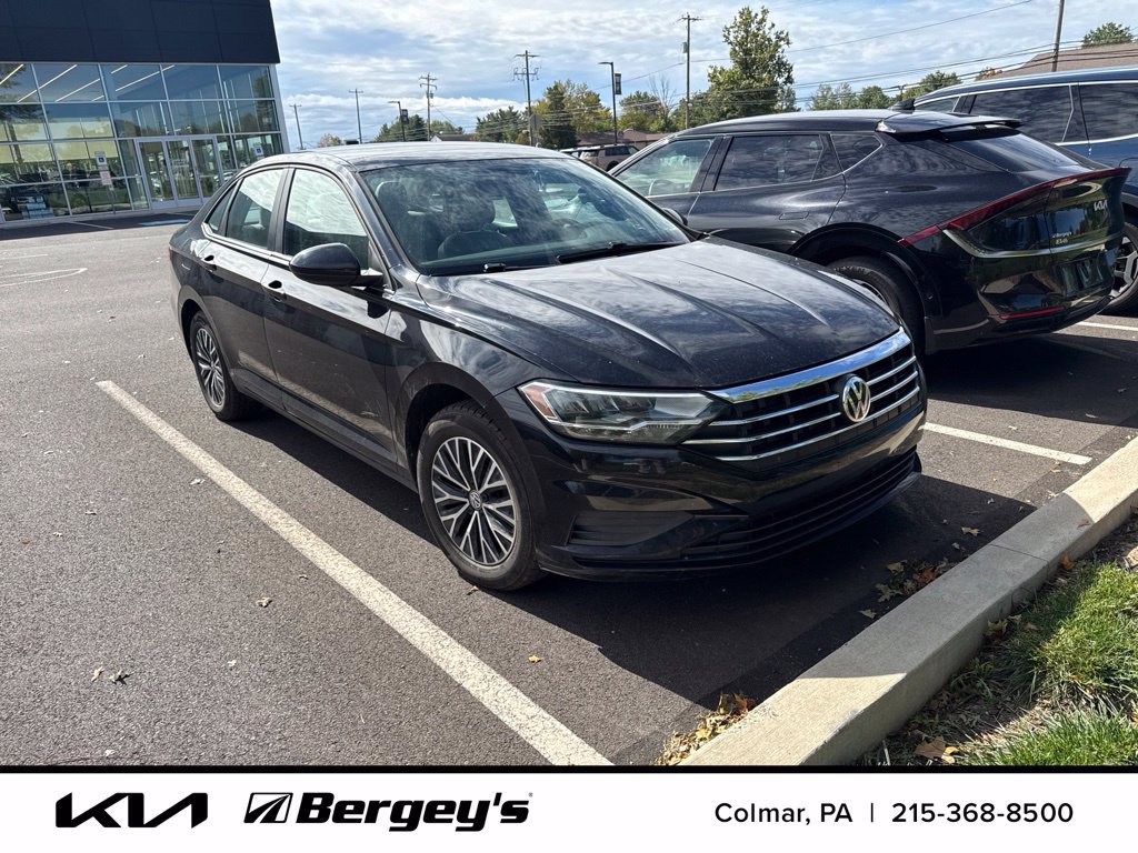 Used 2020 Volkswagen Jetta SE w/ SE Cold Weather Package FWD image 5