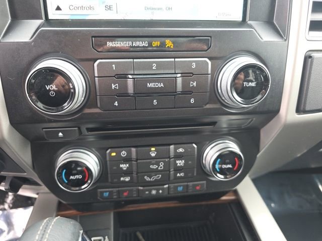 Used 2017 Ford F150 Lariat w/ Equipment Group 502A Luxury image 6