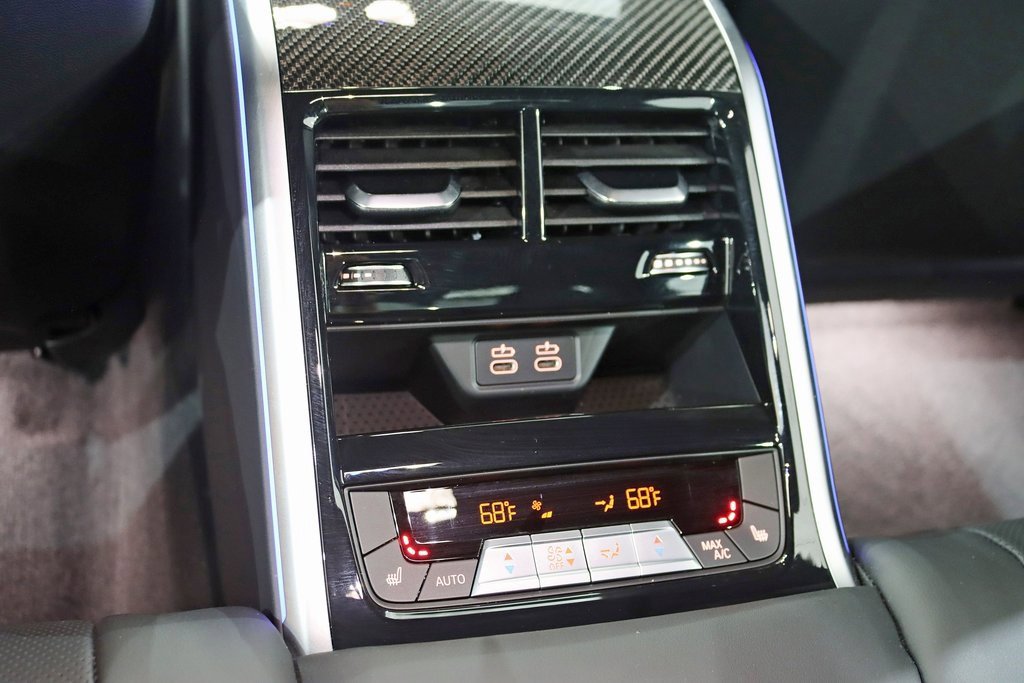 Used 2025 BMW M8 Competition image 33