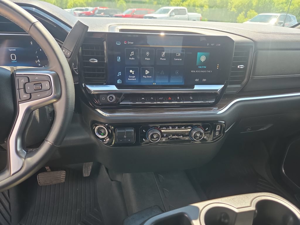 Certified 2024 Chevrolet Silverado 1500 LT AWD/4WD image 17