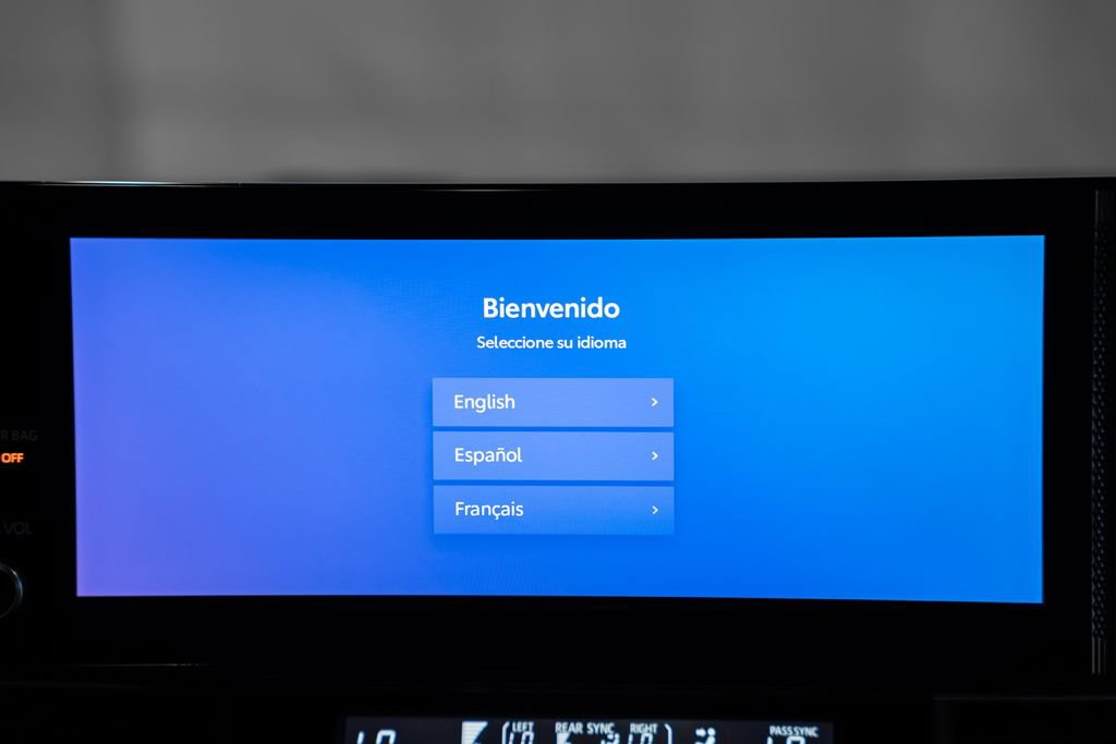 Used 2025 Toyota Sienna XLE FWD image 24