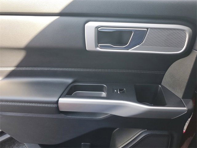 Used 2021 Ford Explorer Limited w/ Hybrid Equipment Group 310A image 18