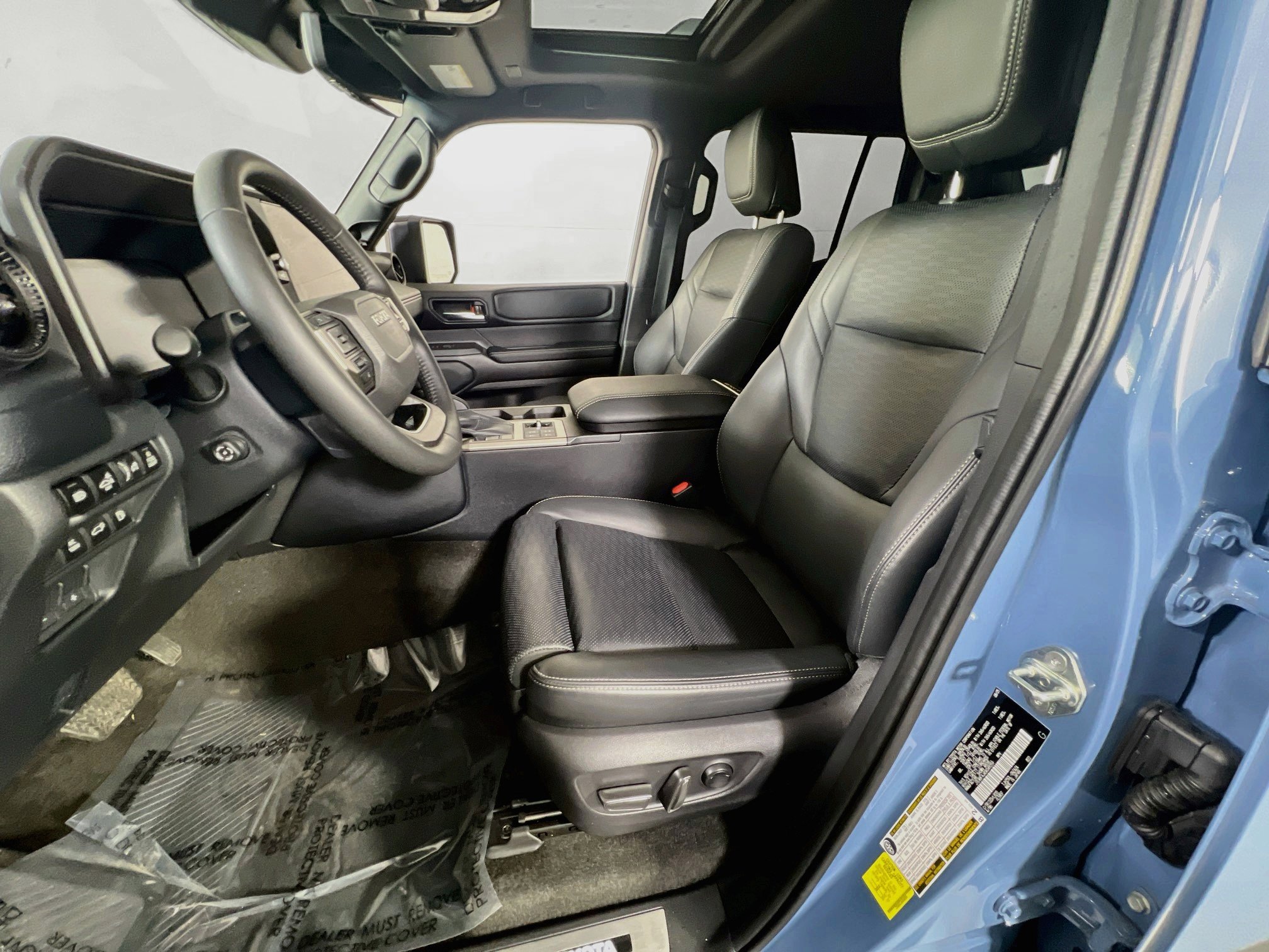Used 2025 Toyota Land Cruiser w/ Premium Package AWD/4WD image 21