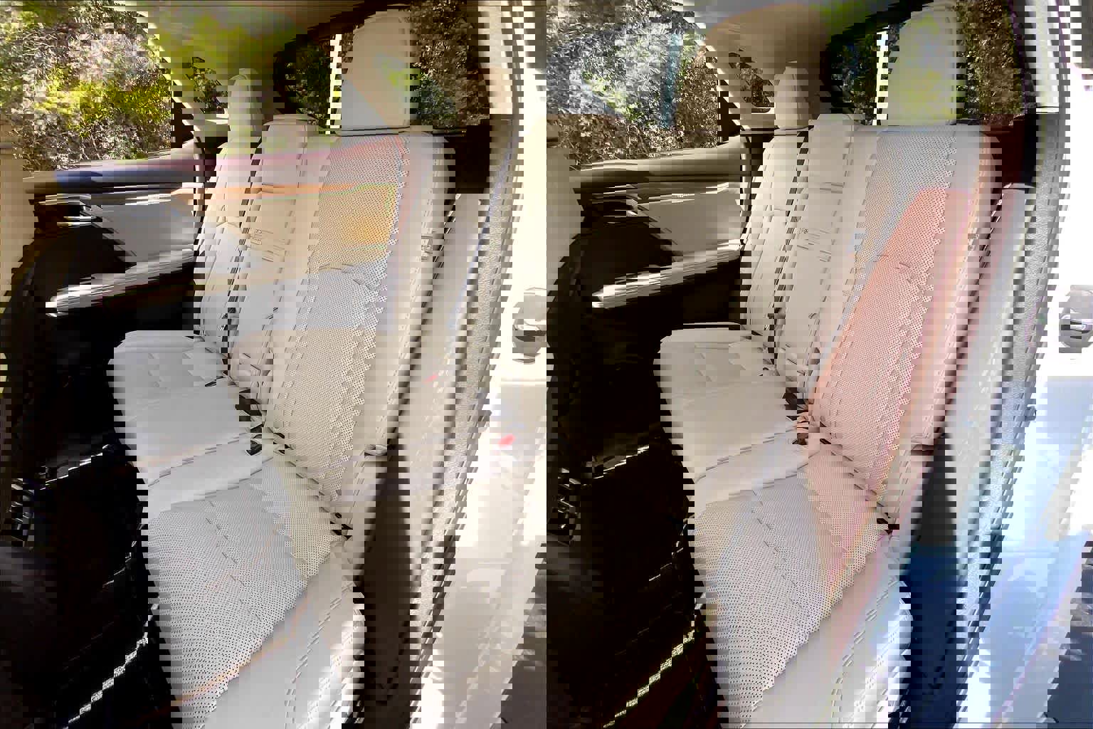 Used 2020 Lexus RX 350 w/ Premium Package image 22