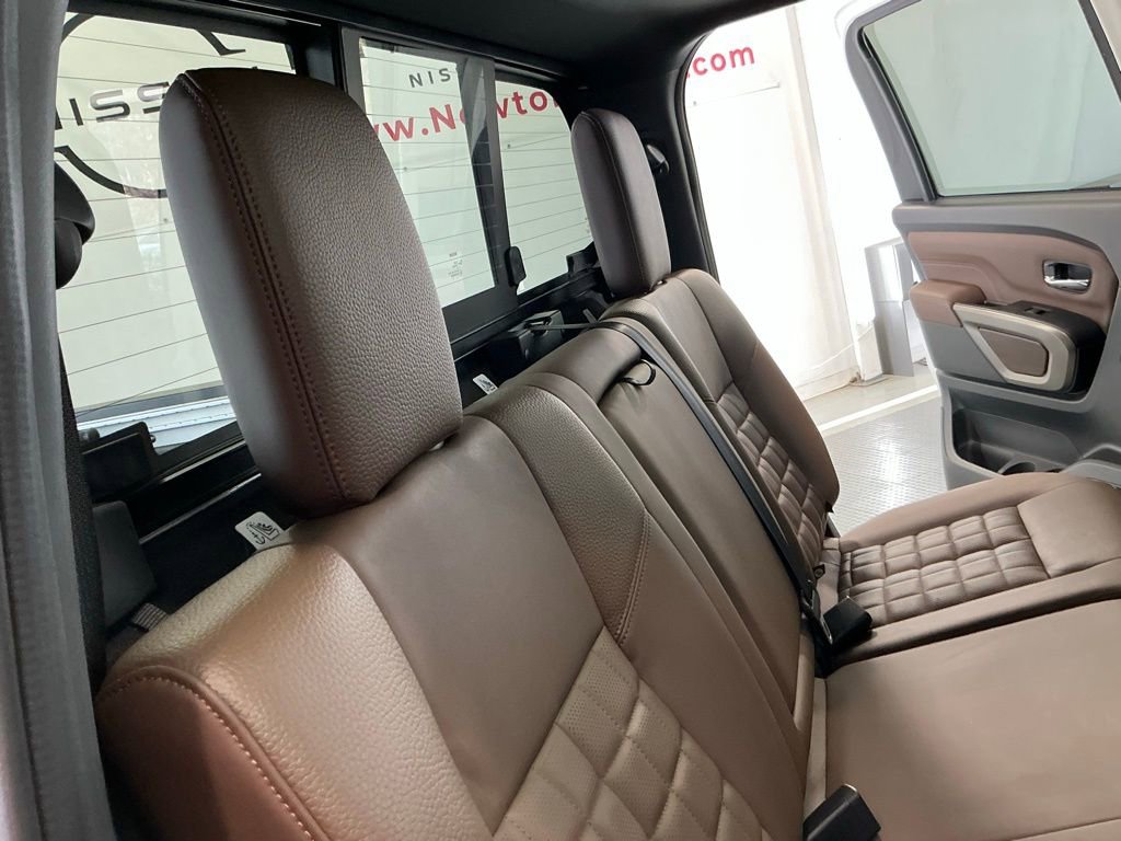 Used 2023 Nissan Titan Platinum Reserve w/ Moonroof Package image 30