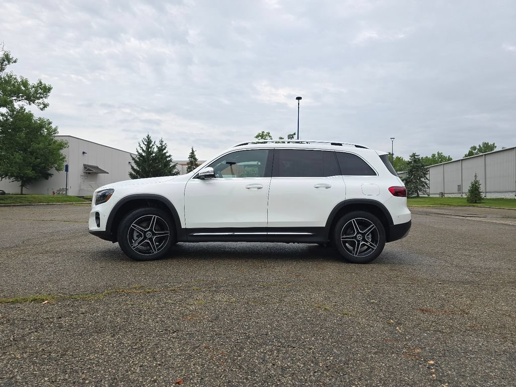 New 2026 Mercedes-Benz GLB 250 4MATIC image 11