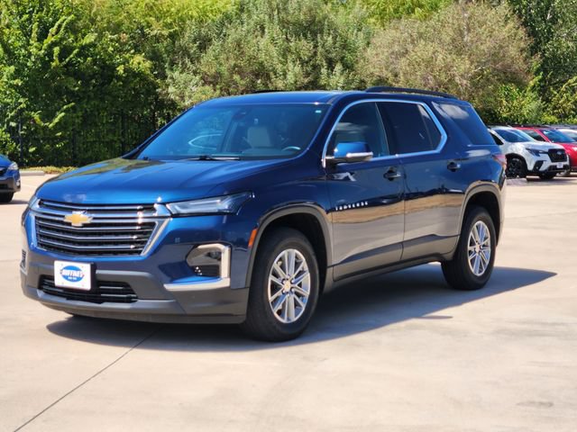Used 2023 Chevrolet Traverse LT FWD image 3