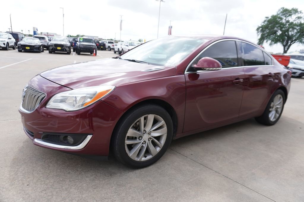 Used 2017 Buick Regal Premium image 3