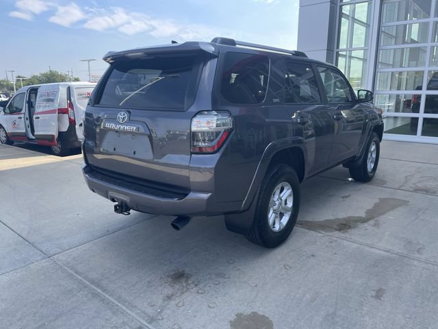 Used 2022 Toyota 4Runner SR5 Premium w/ Moonroof Package AWD/4WD image 35