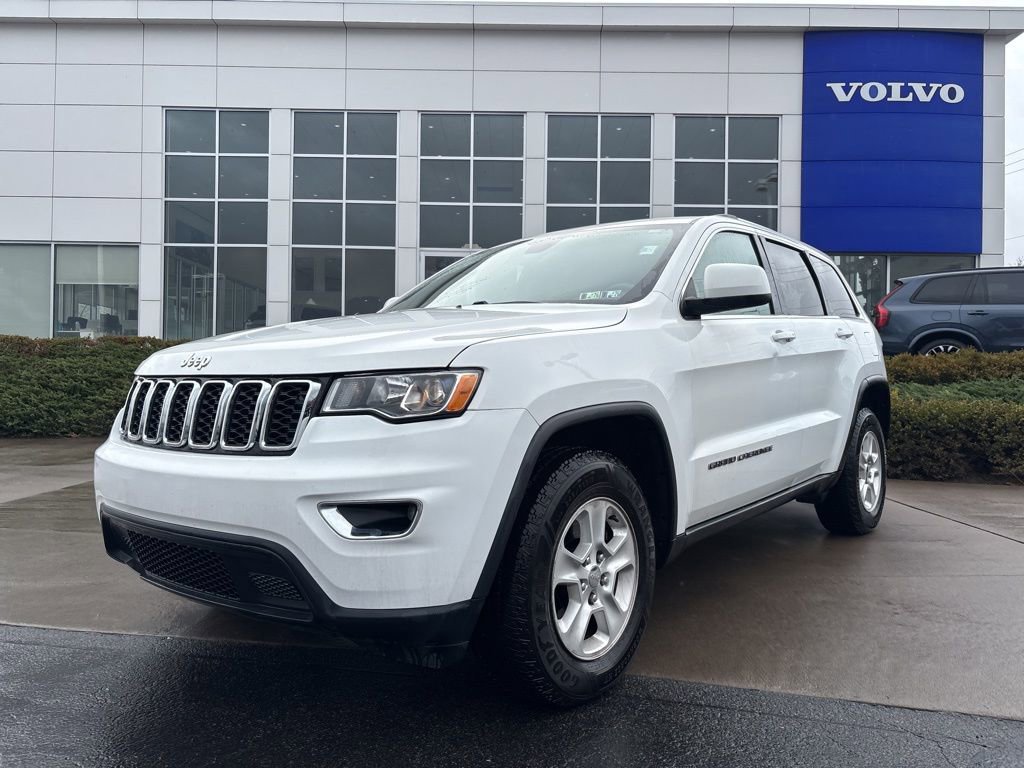 Used 2017 Jeep Grand Cherokee Laredo w/ Quick Order Package 23E image 34