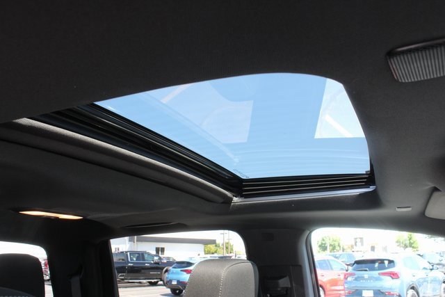 New 2026 GMC Canyon Elevation w/ Convenience Package image 5