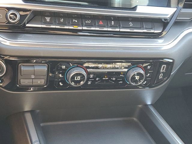 Used 2024 Chevrolet Silverado 2500 High Country w/ Technology Package image 19