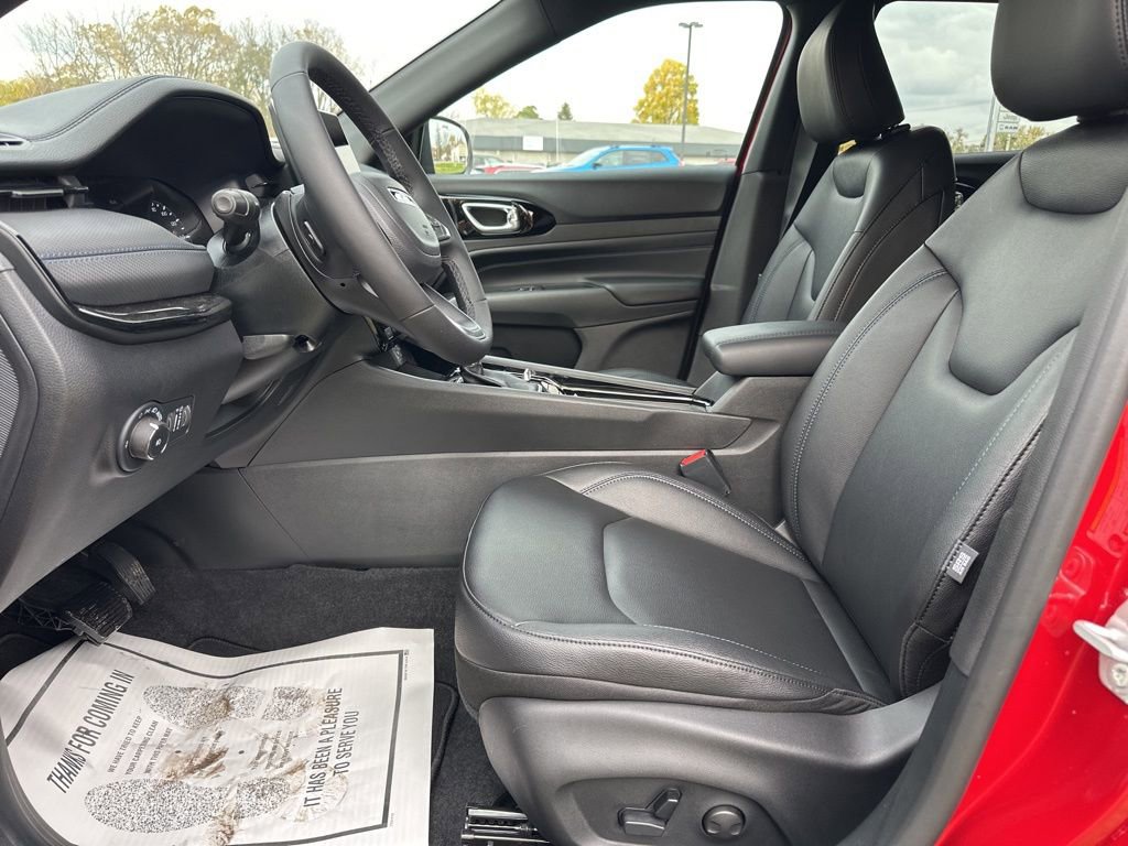 New 2026 Jeep Compass Limited AWD/4WD image 16