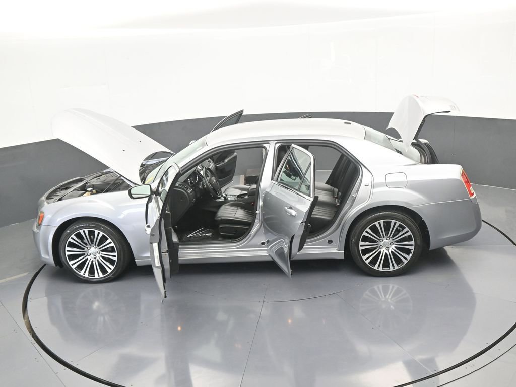 Used 2014 Chrysler 300 S image 62