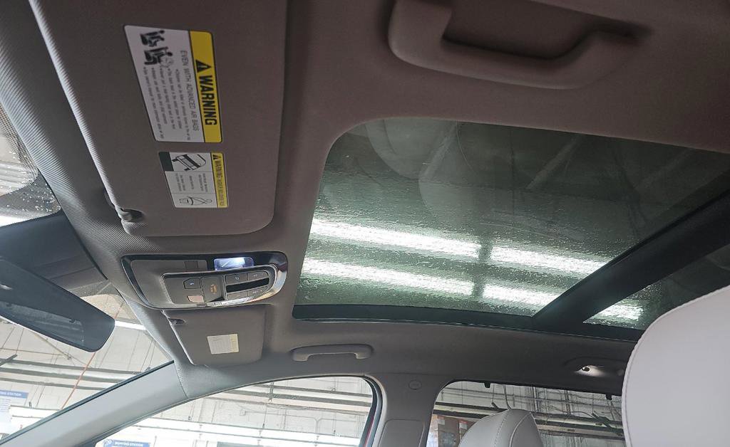 Used 2023 Hyundai Santa Fe SEL w/ Premium Package AWD/4WD image 16