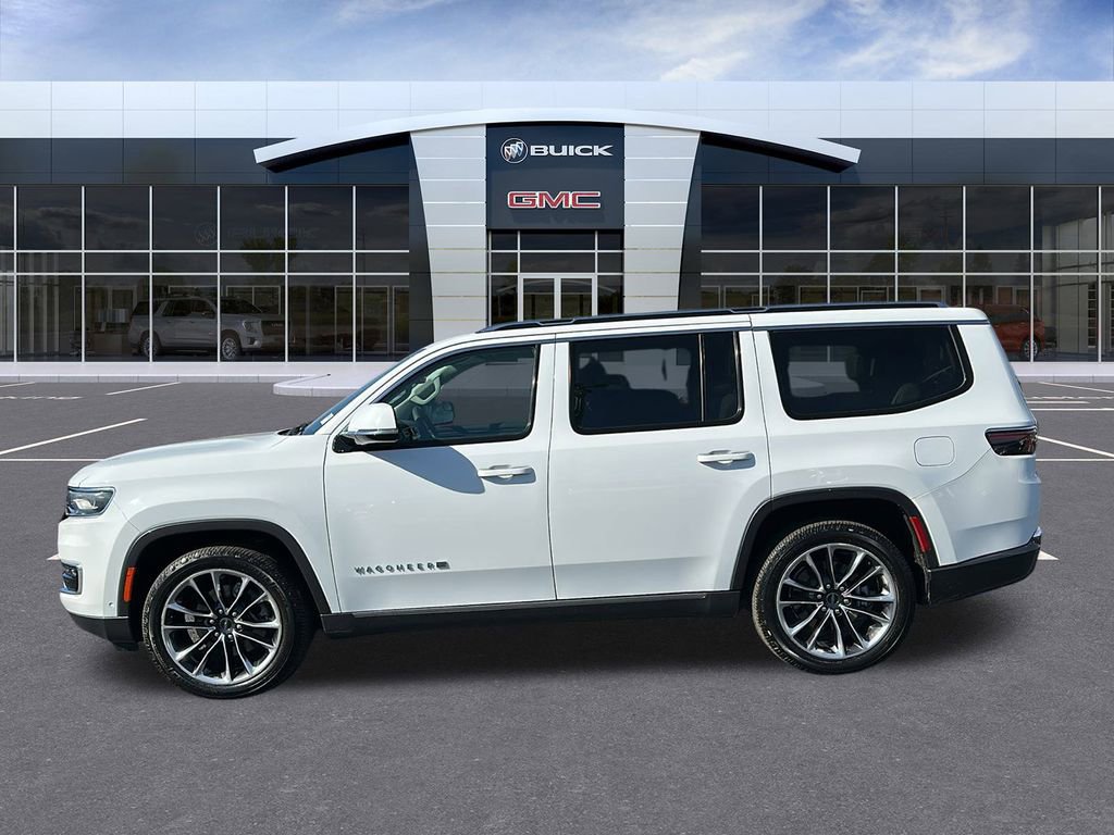 Used 2022 Jeep Wagoneer Series III w/ Premium Group I image 2