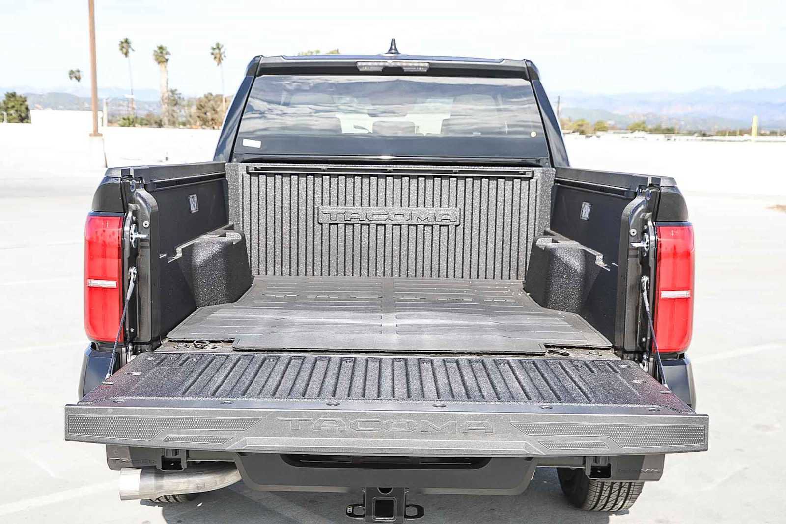 New 2026 Toyota Tacoma SR5 AWD/4WD image 12
