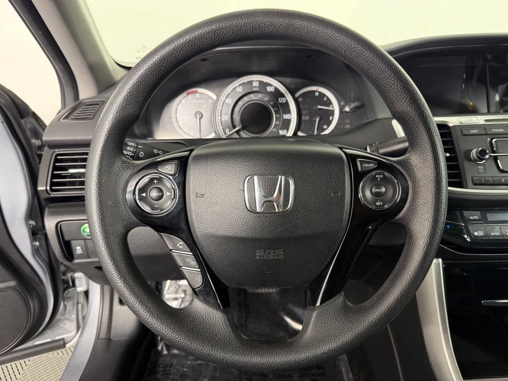 Used 2017 Honda Accord LX image 23