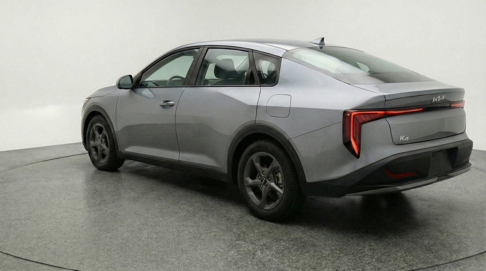 Used 2025 Kia K4 LXS image 6