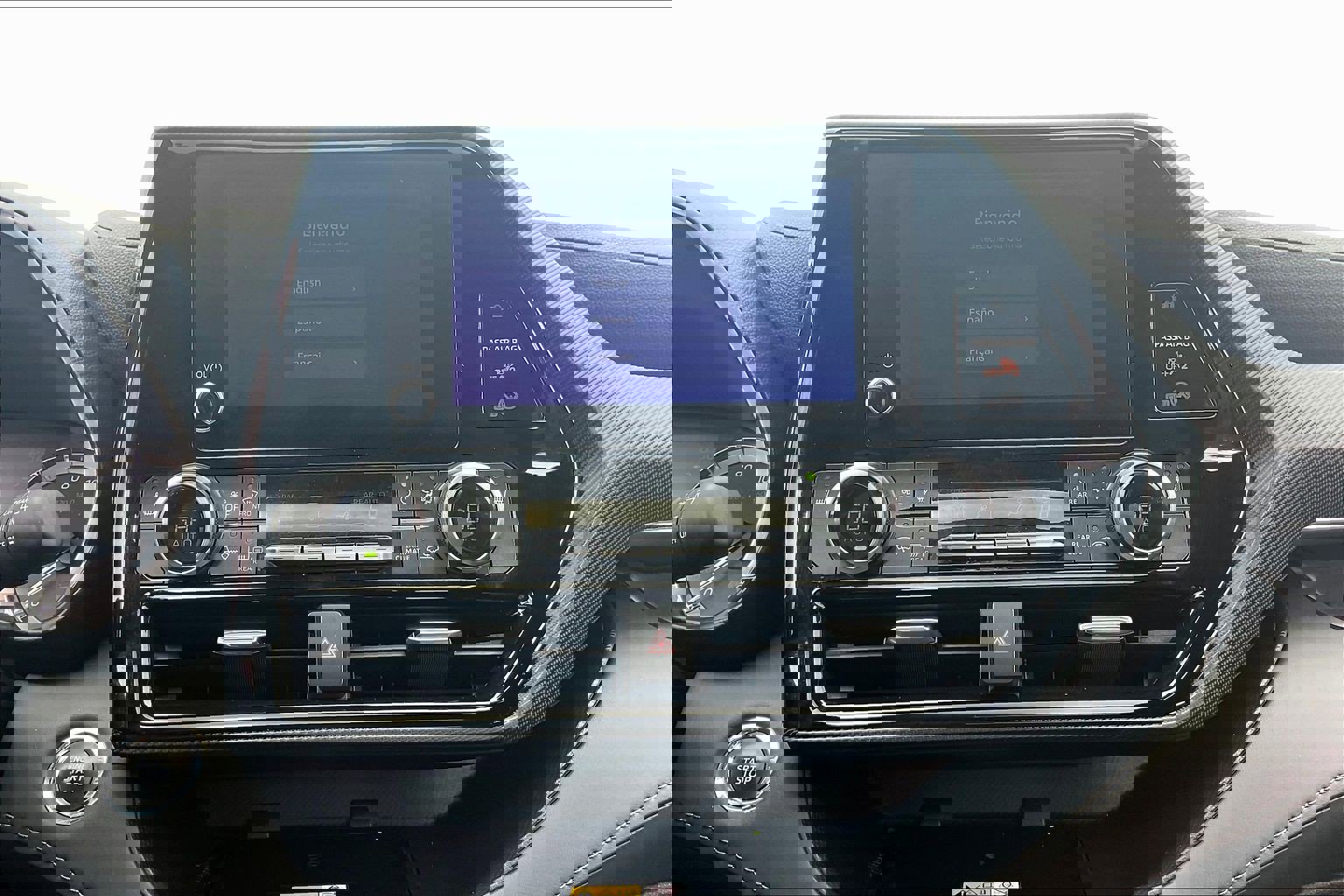 Used 2023 Toyota Highlander XSE image 39