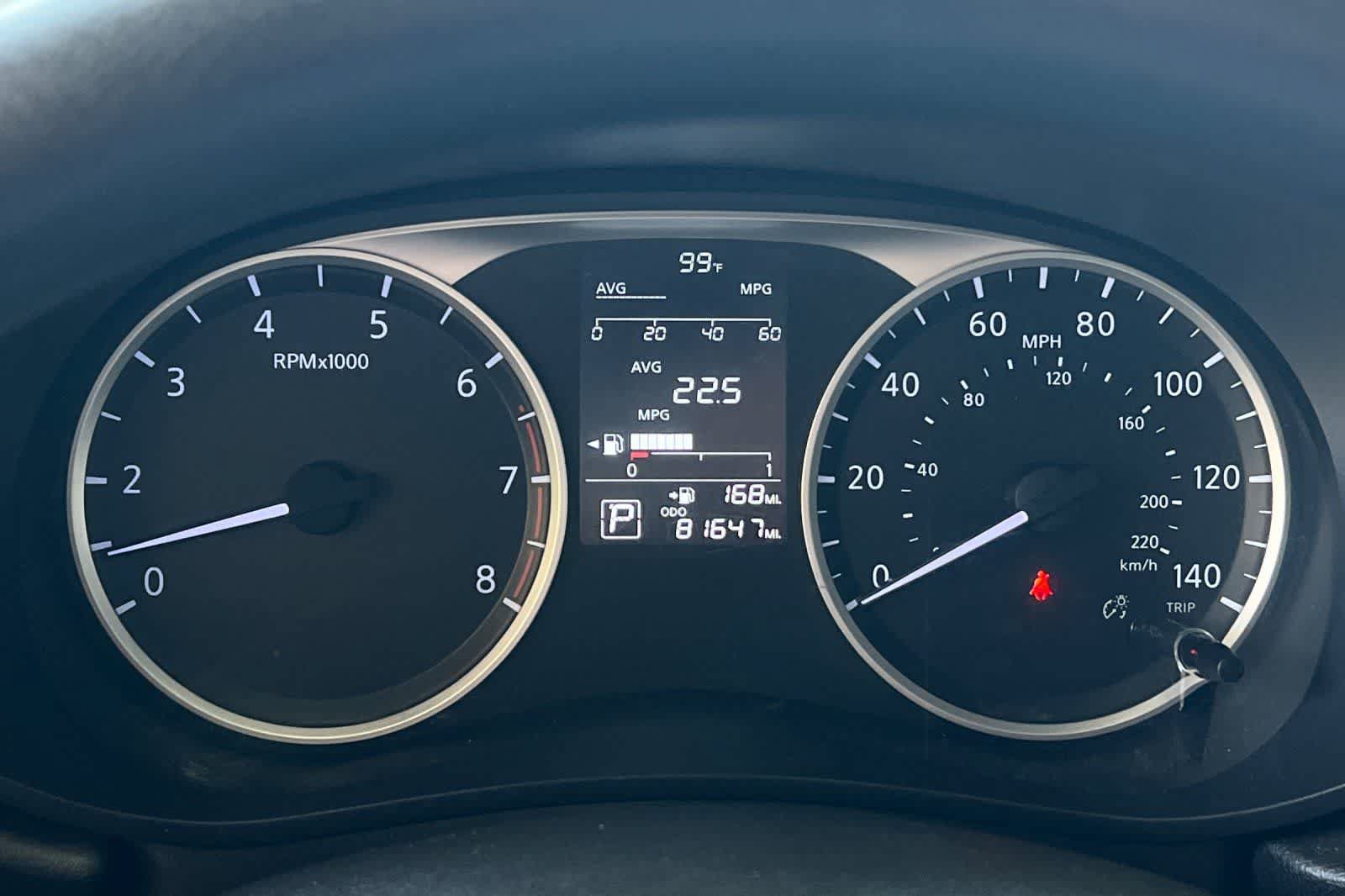Used 2022 Nissan Versa S FWD image 29